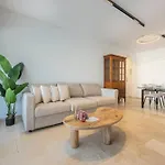 Bright Flat In San Pedro With Pool And Parking 아파트 *