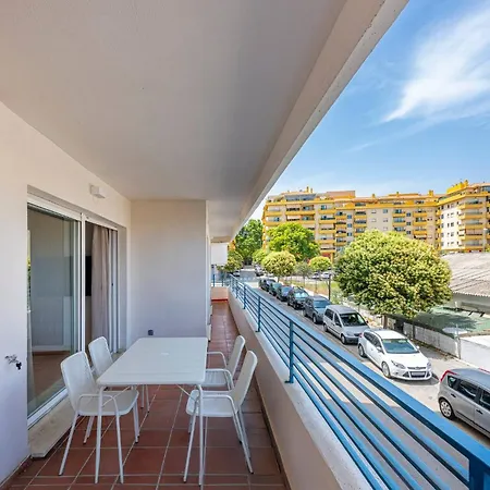Lejlighed Bright Flat In San Pedro With Pool And Parking *